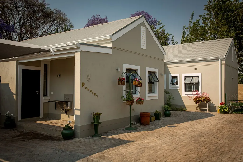 100 on Montgomery - Image 4