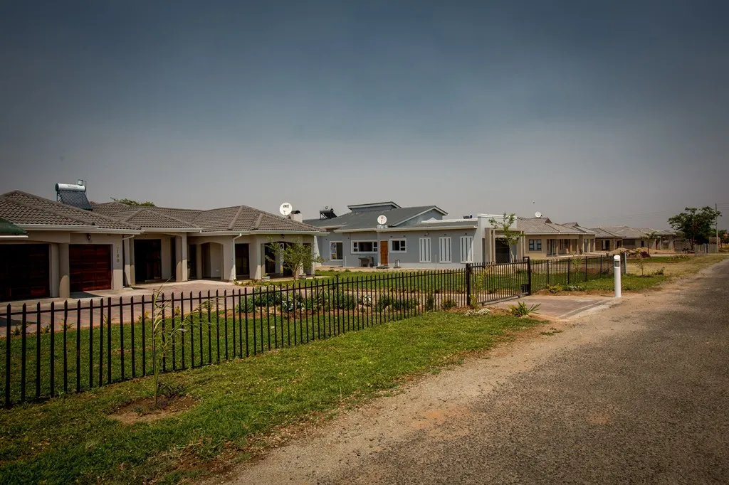 Arlington Estate - Image 12